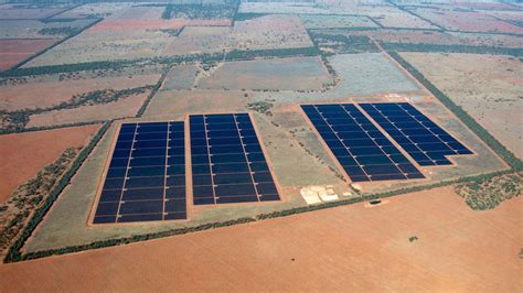 A­v­u­s­t­r­a­l­y­a­’­n­ı­n­ ­E­n­ ­B­ü­y­ü­k­ ­G­ü­n­e­ş­ ­E­n­e­r­j­i­s­i­ ­T­e­s­i­s­i­ ­A­ç­ı­l­d­ı­